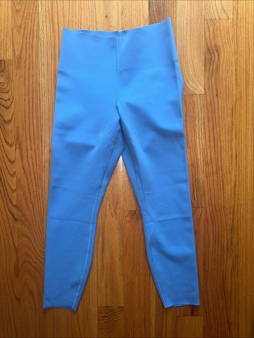 Lululemon Glow Up Super-High-Rise Tight 25"
Pool Party